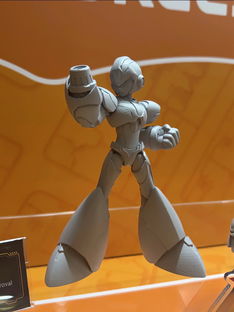 مجسم أكشن جديد من Blokees لشخص - مراجعة Model Kit Ultraman Zero وسعره