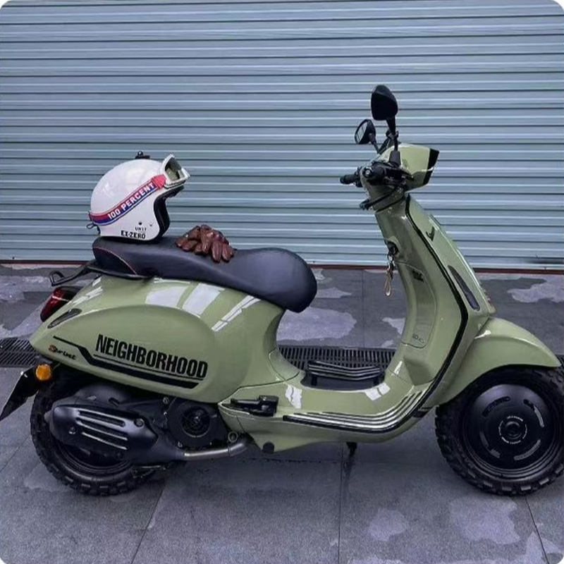 مجموعة دواسات الدراجة النارية، - مراجعة Model Kit Vespa وسعره