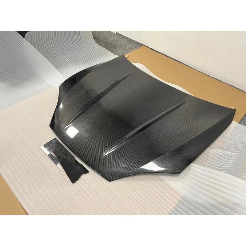 غطاء محرك من ألياف الكربون عال - مراجعة Model Kit Engine وسعره